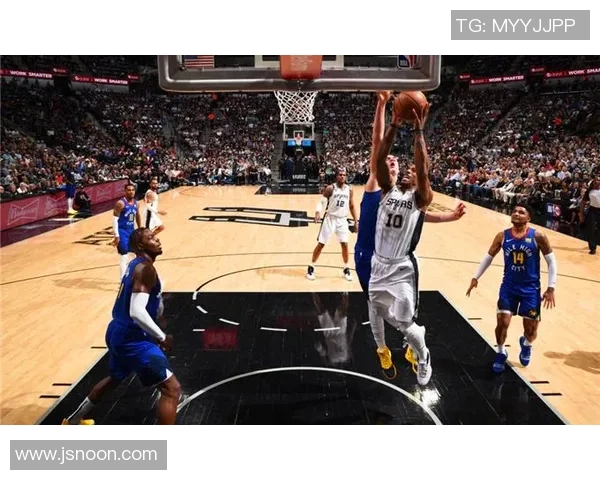 掘金与马刺激战正酣比分更新精彩瞬间回顾与分析