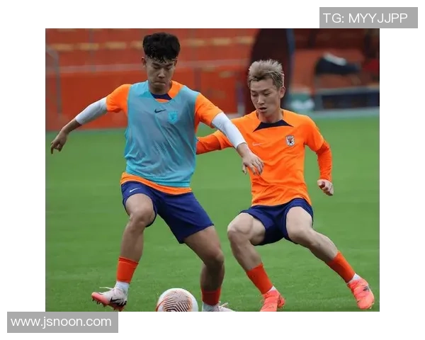 町田泽维亚迎战强敌全力争胜期待精彩对决与球迷共庆盛宴